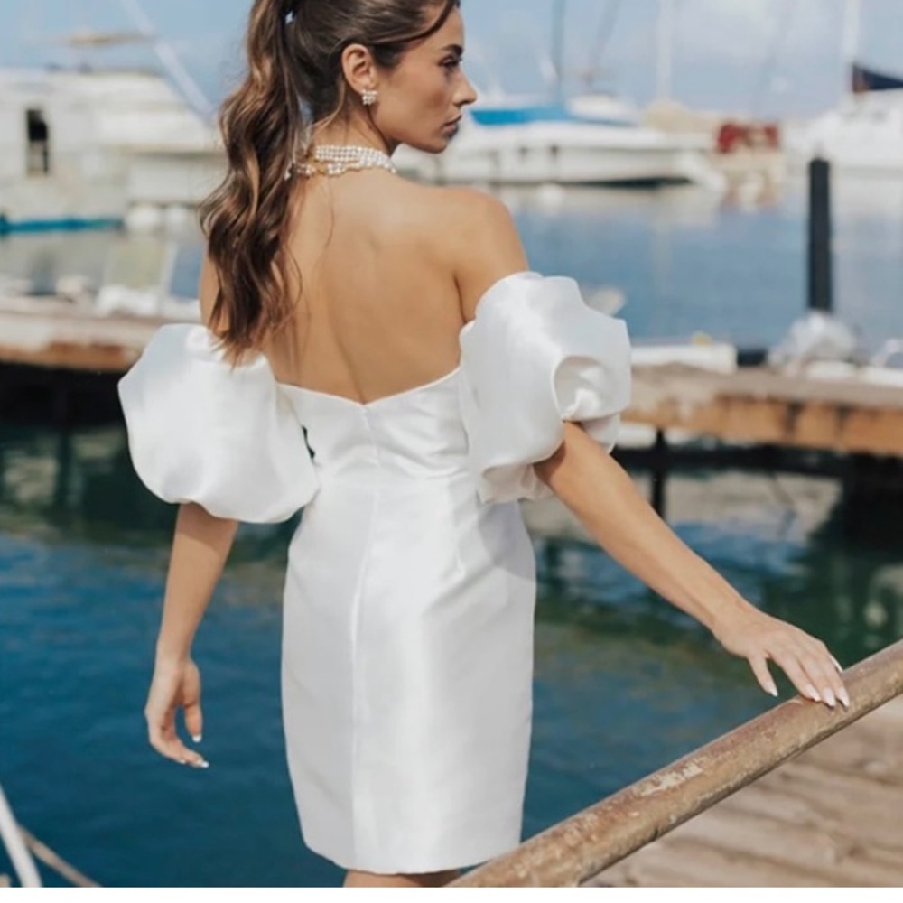 UNTAMED PETALS BY AMANDA JUDGE White Backless Dress